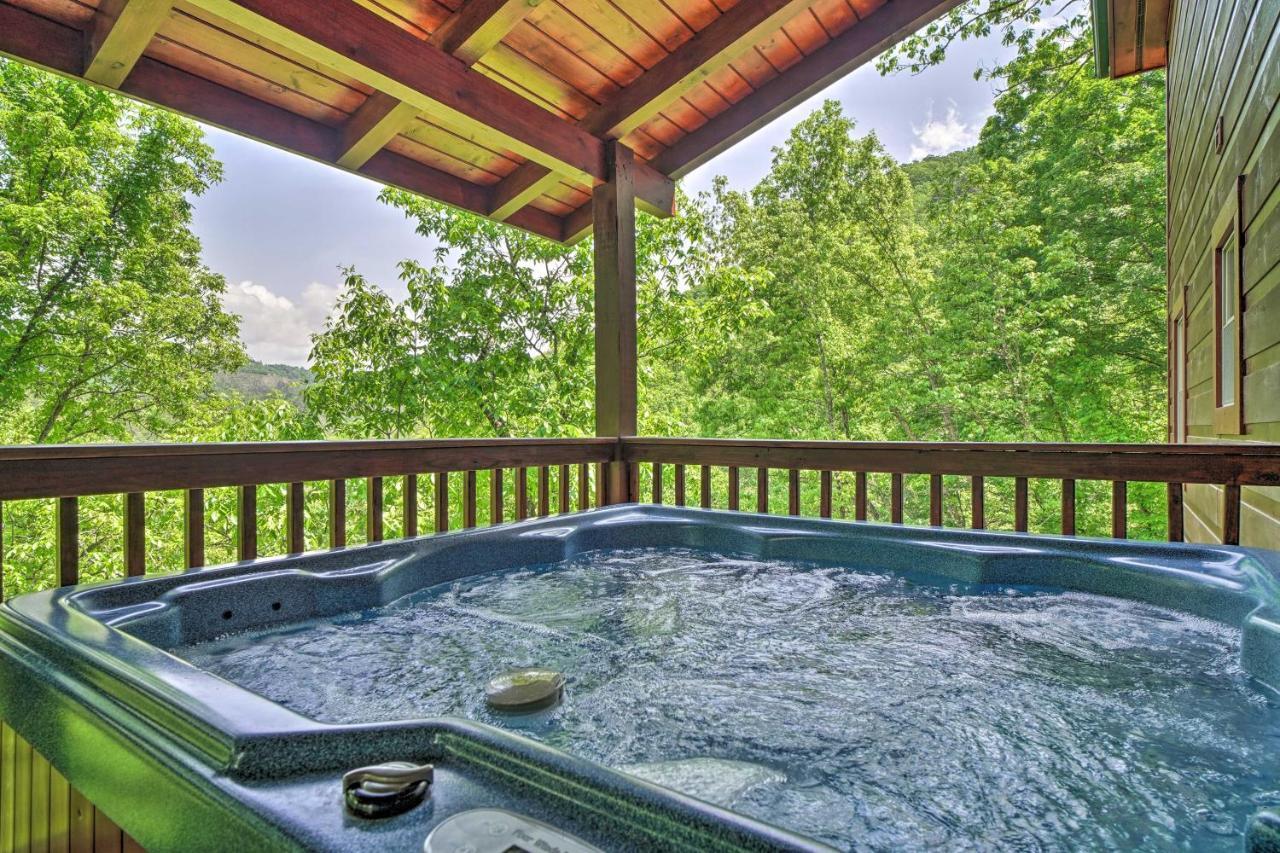 Pigeon Forge Cabin Sauna, Saltwater Pool And Views! Sevierville Dış mekan fotoğraf