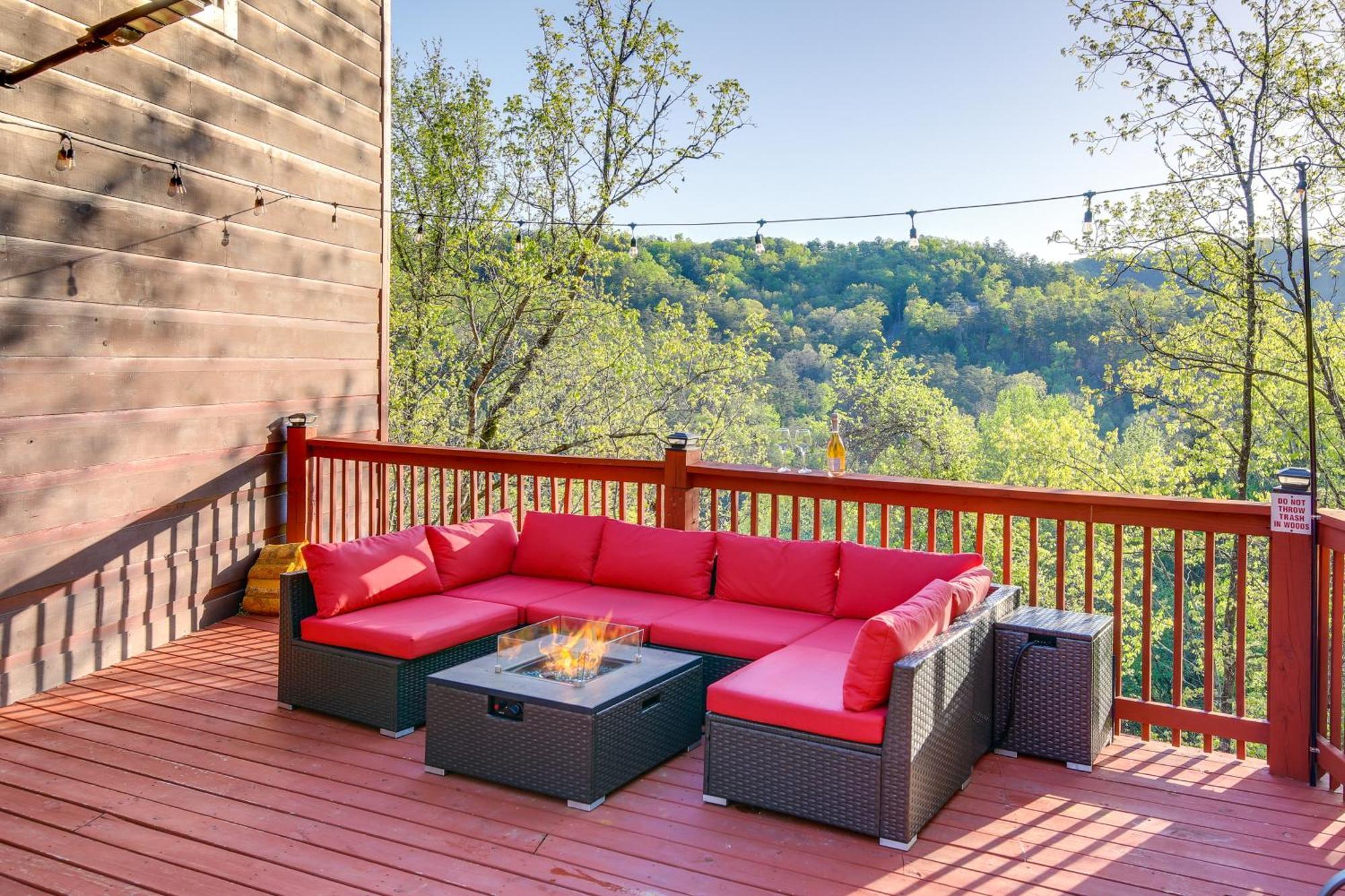 Pigeon Forge Cabin Sauna, Saltwater Pool And Views! Sevierville Dış mekan fotoğraf